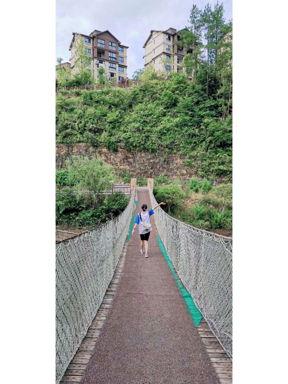 利川凉雾乡池谷小镇避暑 前几天恩施太热了,就去利川的池谷小镇避暑去