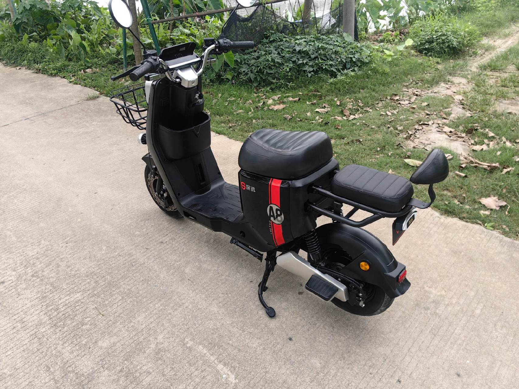 急9成新48v深远a8电动车转让,带48v15星恒电池电池,随便可以跑20公里