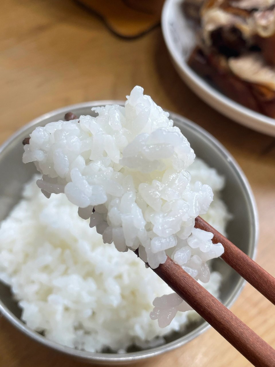 延边大米能有多好吃 不过就是一口接一口… 如果说干吃大米饭能减肥