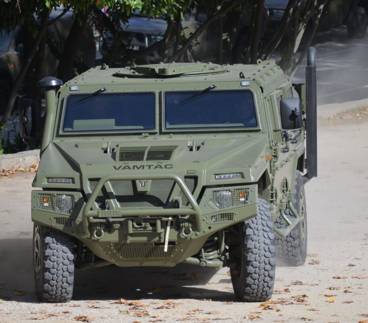 世界各国军用越野车介绍(17):vamtac st5 vamtac st5突击车是一款由