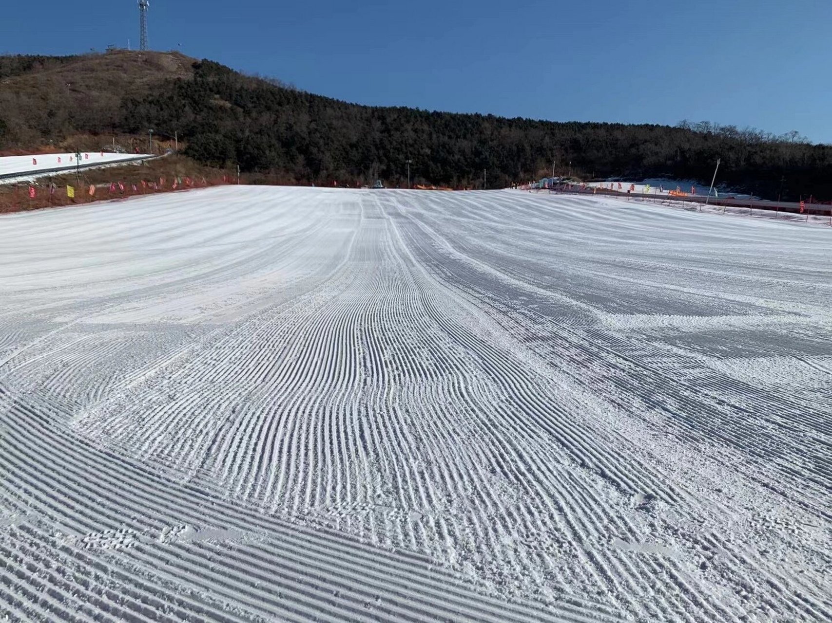 铁岭金峰滑雪场图片