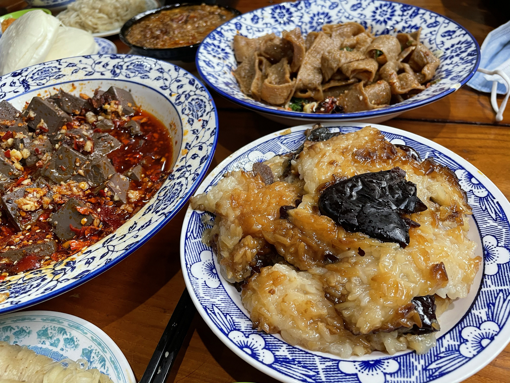 中华名吃—三原老黄家 念叨了半年多,终于当了一次东道主,带闺蜜回到