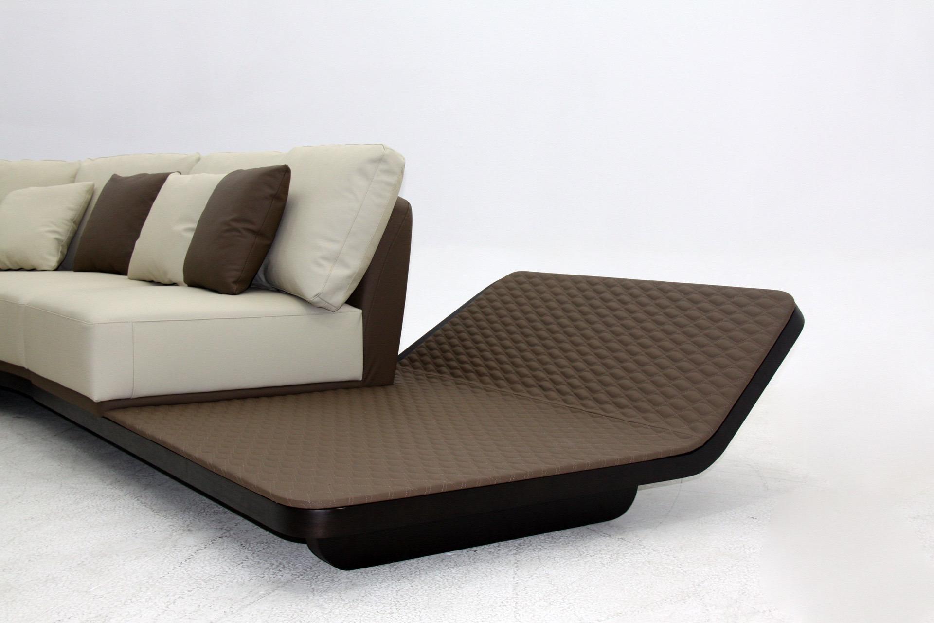 面料:时增皮革茅台系列:(32 1961) segno系列是reflex与法拉利的首席