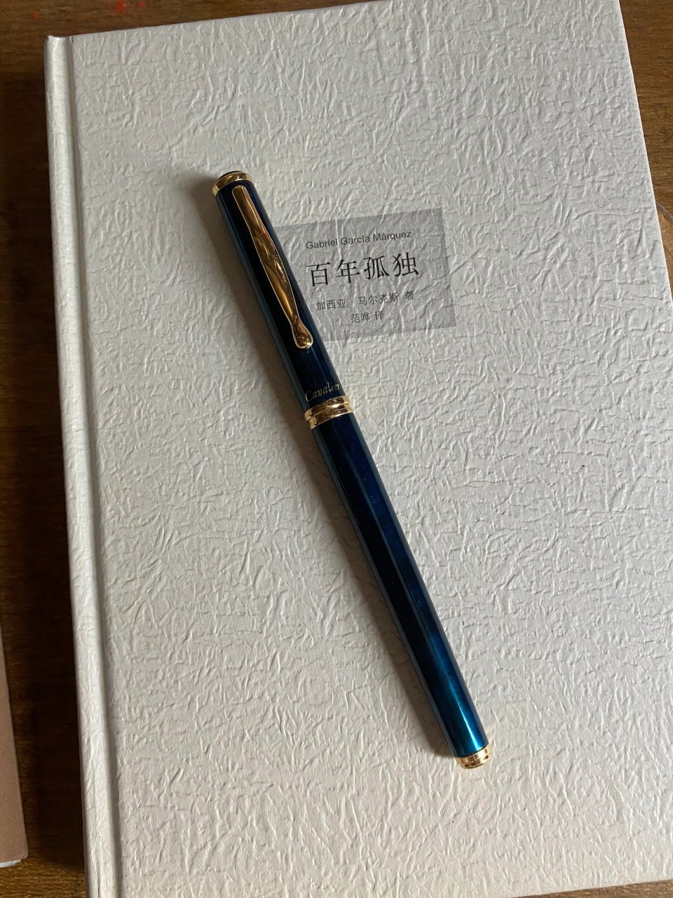 百乐cavalier卡佛里亚蓝色大理石钢笔 之前买的f尖,习惯写粗笔,再拿