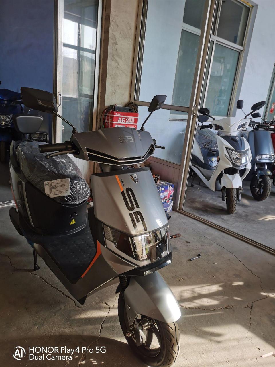 72伏大电池1500瓦电机,大功率立马电动车!感谢老铁信任与支持!