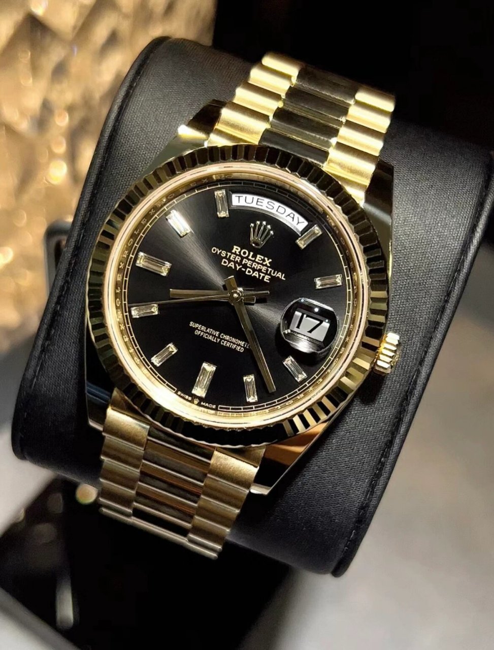 228238劳力士黑冰糖 八月在客户手中收到的228238 劳力士黑冰糖,18k