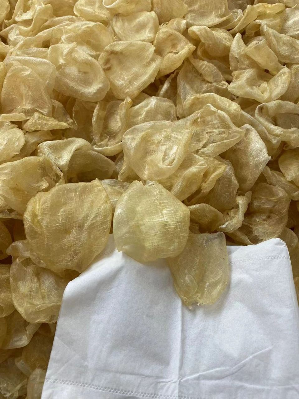 鲈鱼胶 90690元/一斤 ,345元/半斤 有营养,足干,零添加,口感好,价格