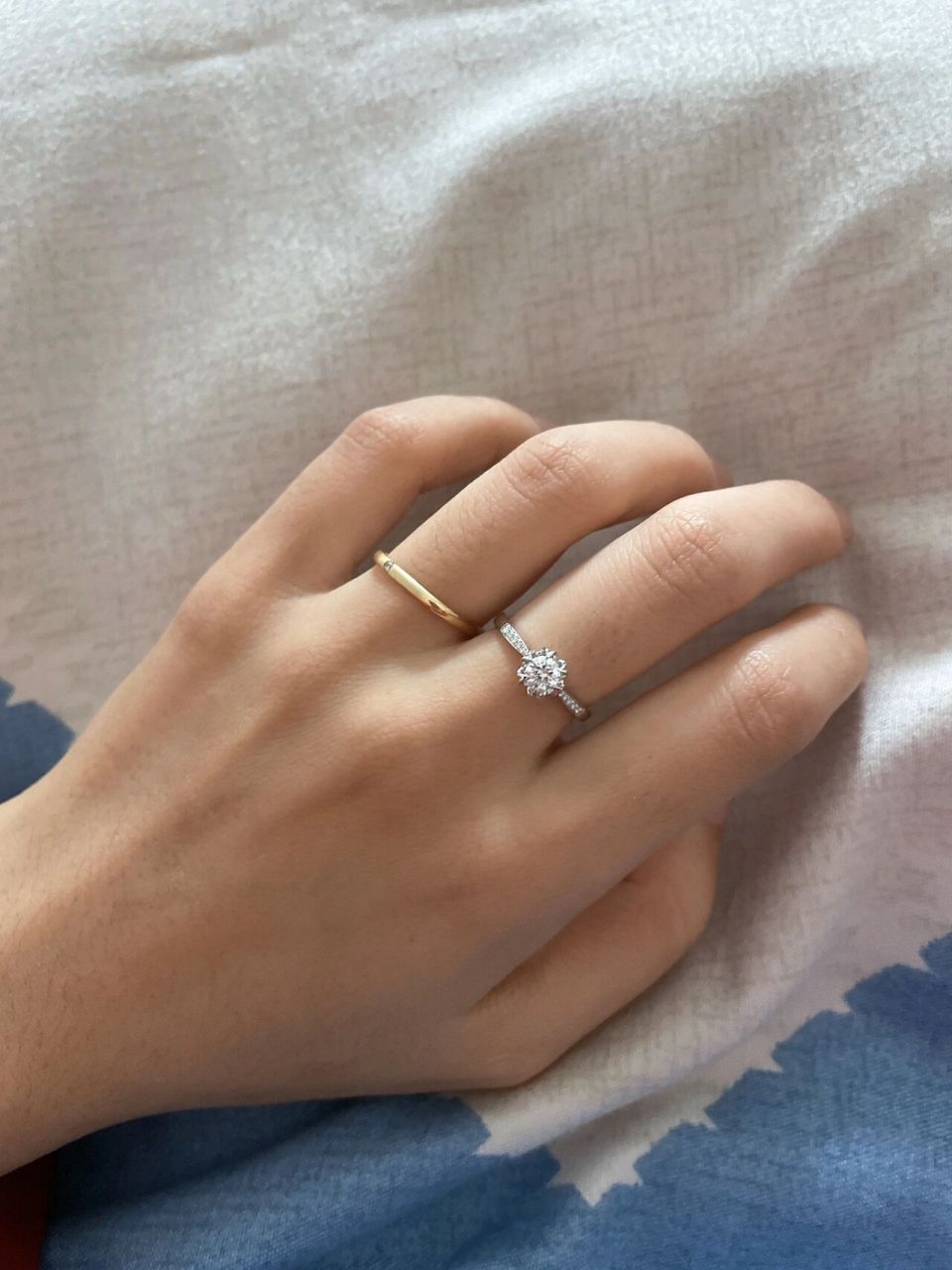 周大福30分钻戒九千多合算吗?