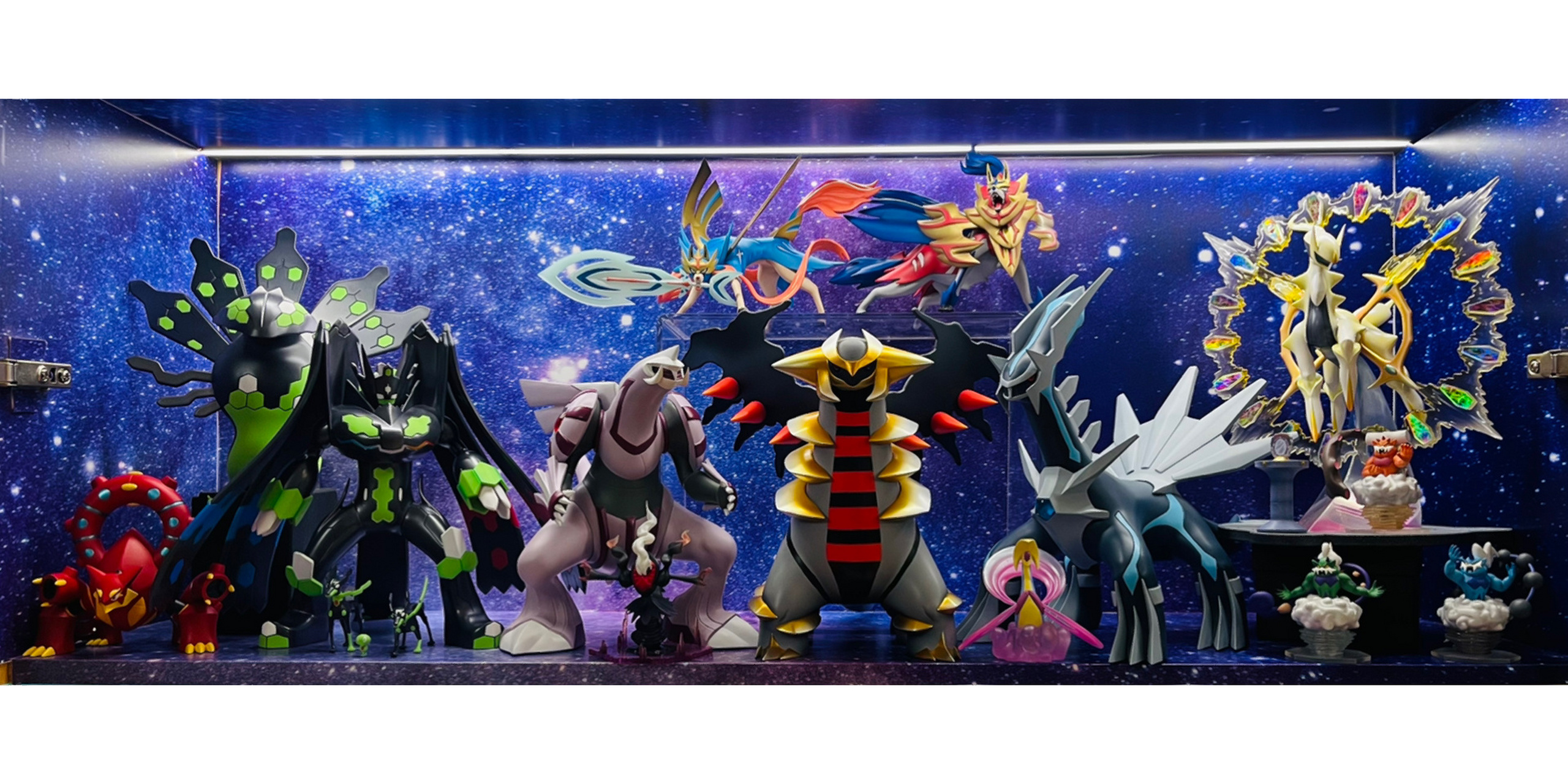 宝可梦 神兽篇 本以为几个柜霸占了一整层,没想到挤一挤还能腾出点