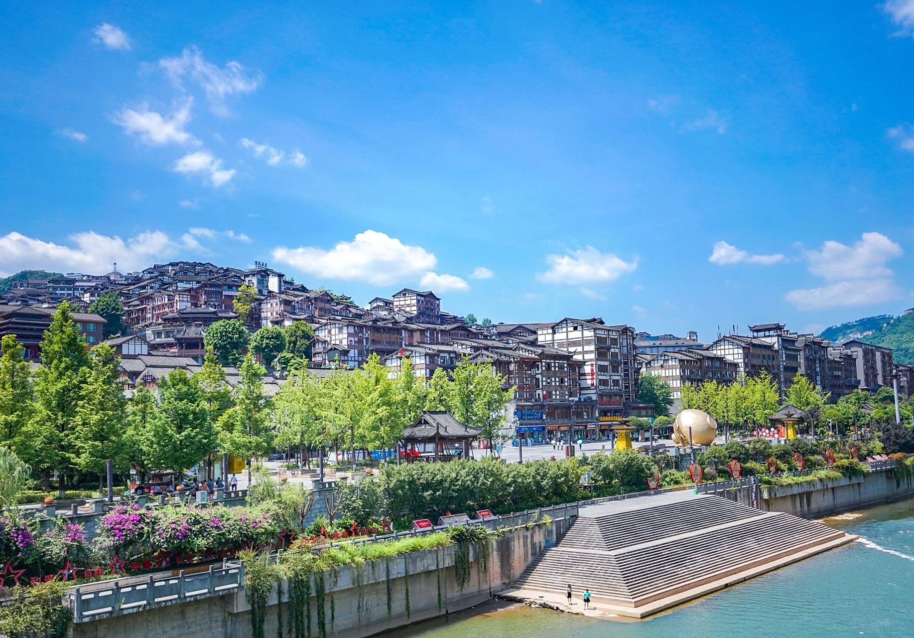 贵州旅游丨茅台镇的风景真的很棒 第二次来贵州,走了跟第一次不一样的