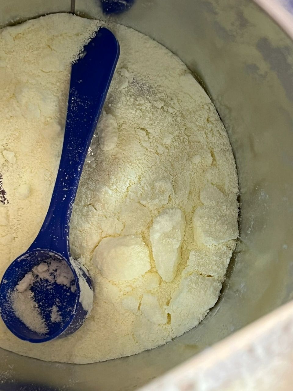 有多少人喝这款的!为什么奶粉会结块!