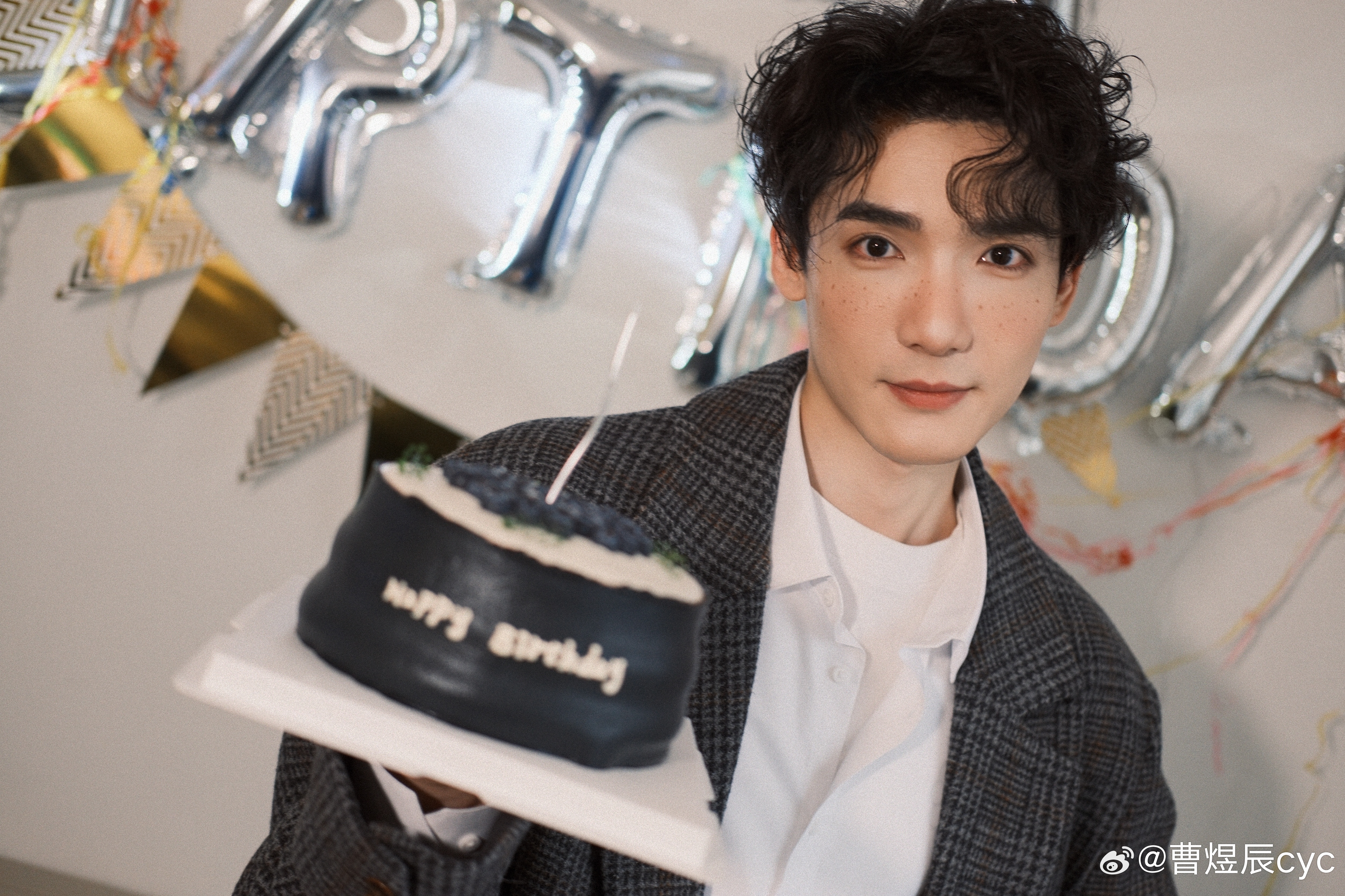 一年一度的出厂日期到了,新版本#明星生日汇