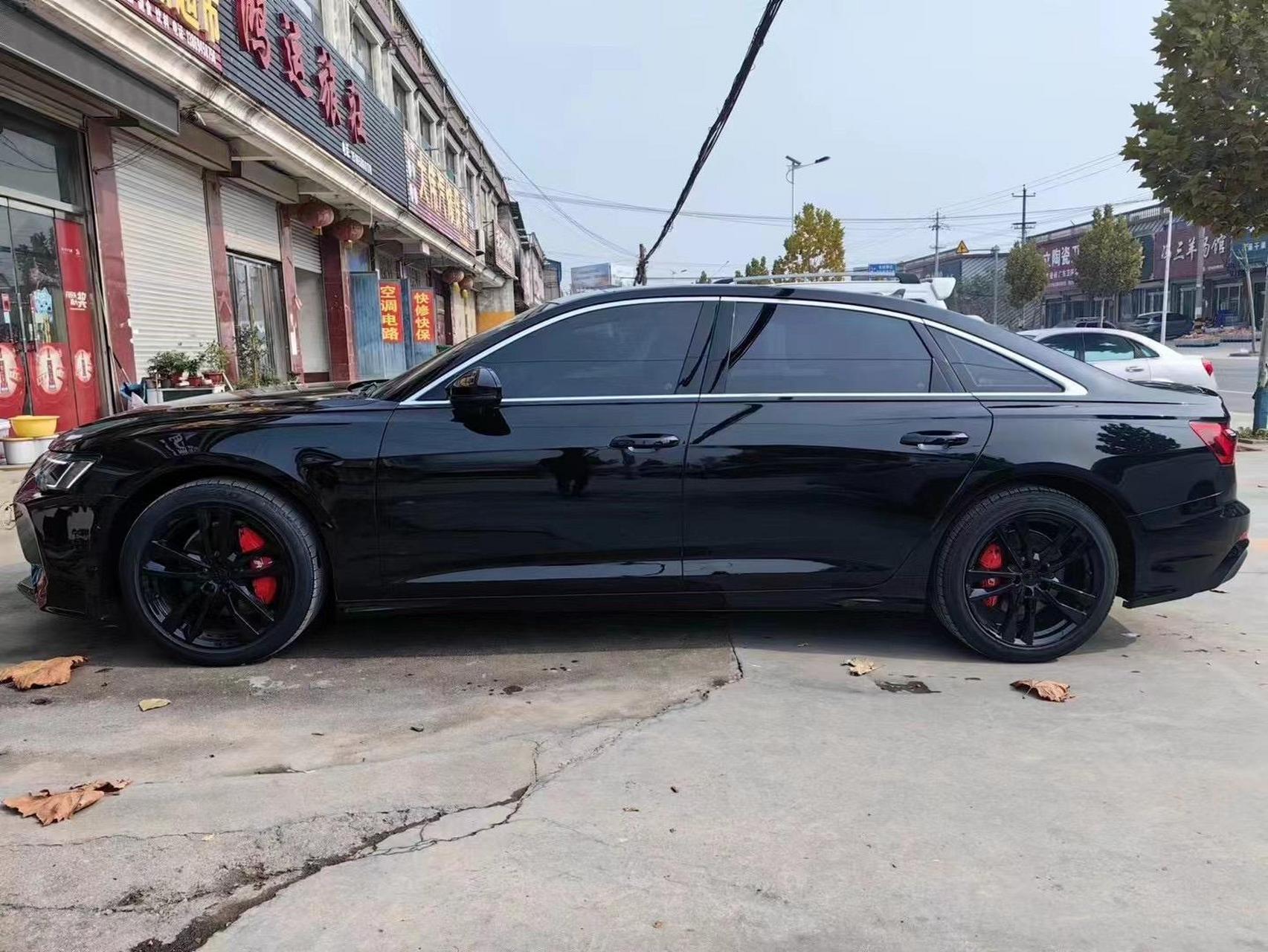 20年12月奥迪a6黑色 改装55前脸,改装卡钳,轻微水淹到地毯一点,有图有