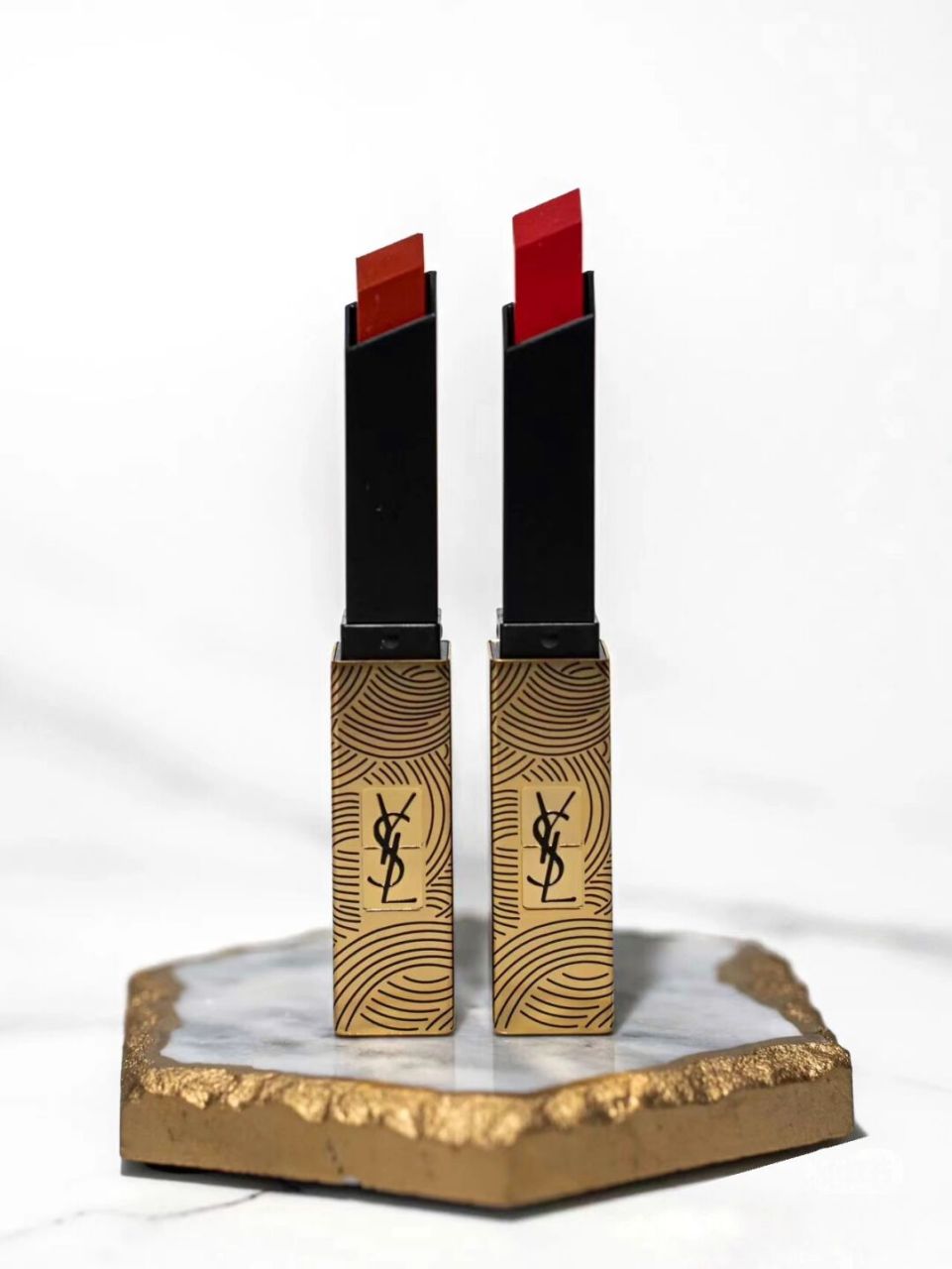 双十一到了姐妹们! 昨天我在佳琦小课堂被种草了小金条ysl1966 主要是