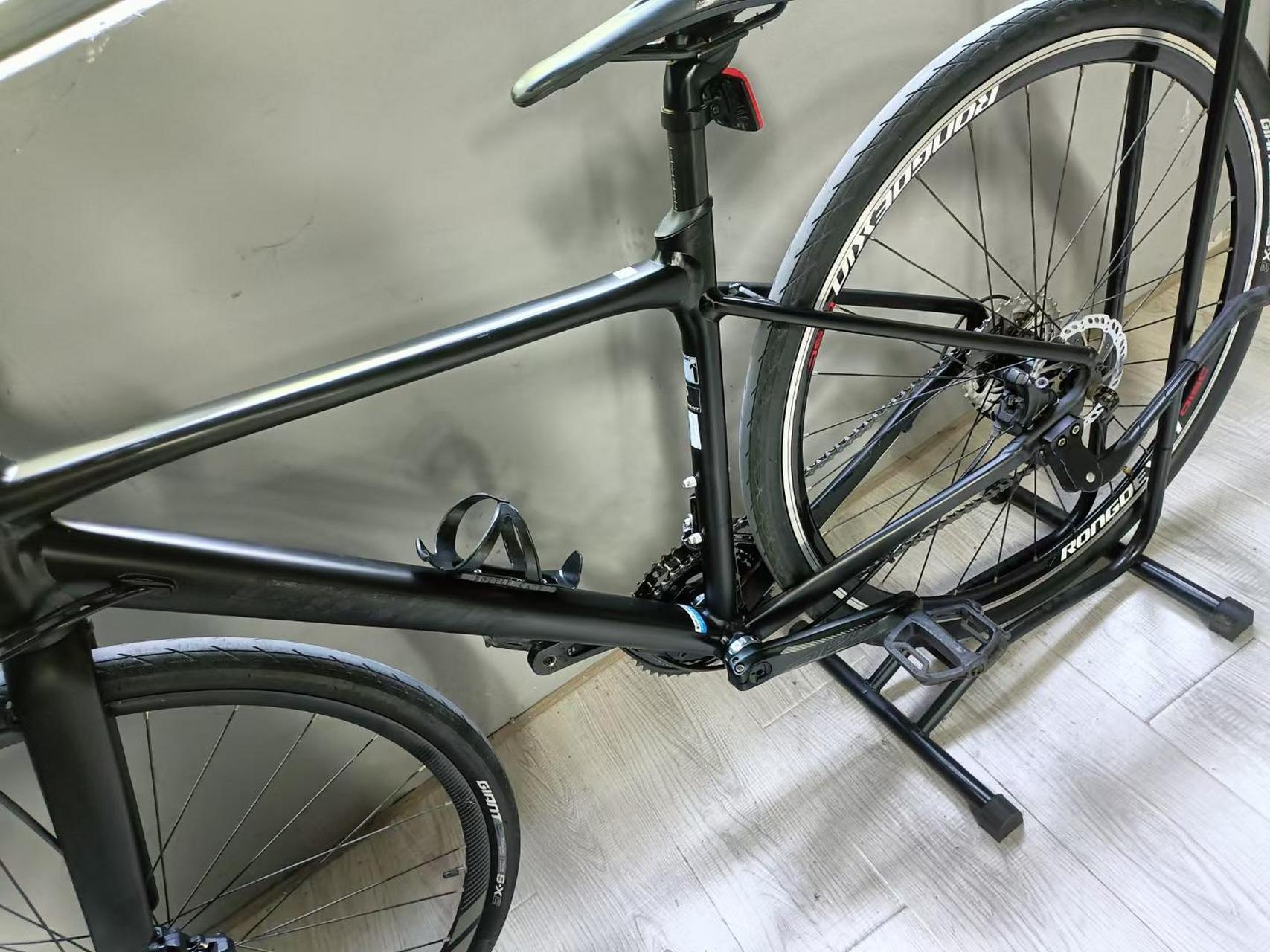 捷安特fastroad sl1平把公路车,9新,s码,20速油碟,禧玛诺4700套件,铝