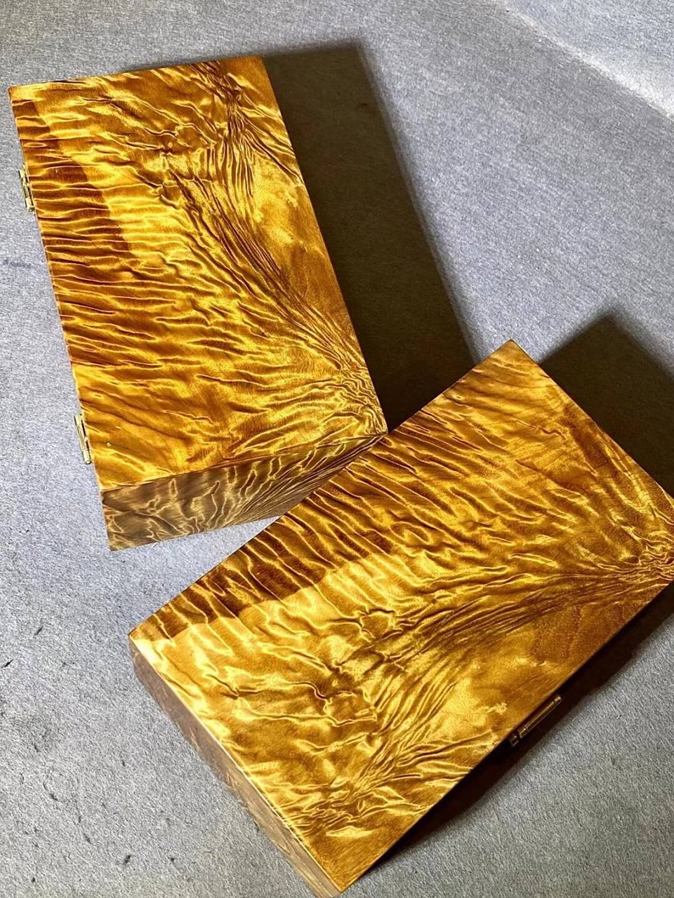 笼统来说是可以,但是严格来说不算金丝楠木.