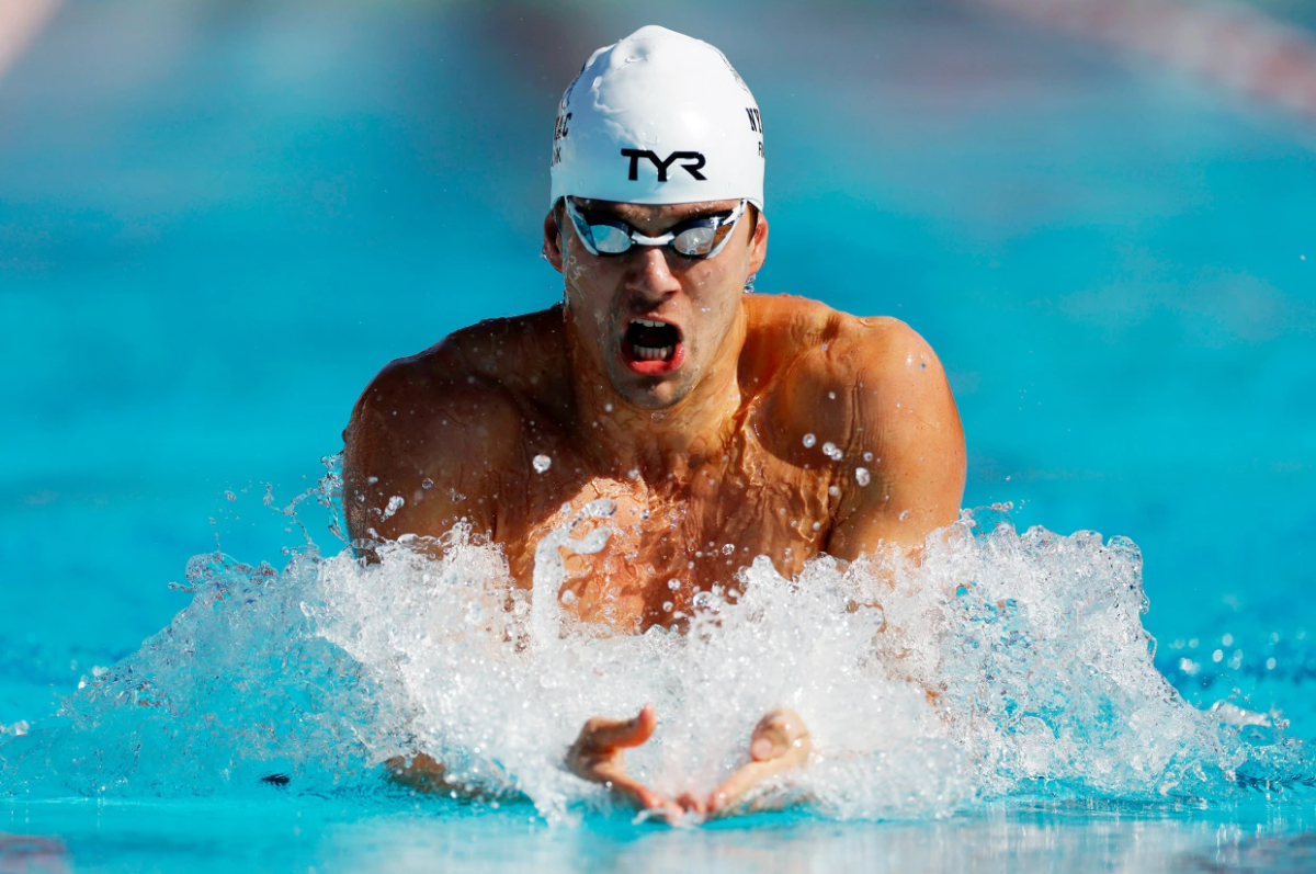 芬克是六届世锦赛金牌得主,曾在 2021 年东京奥运会男子 200 米蛙泳