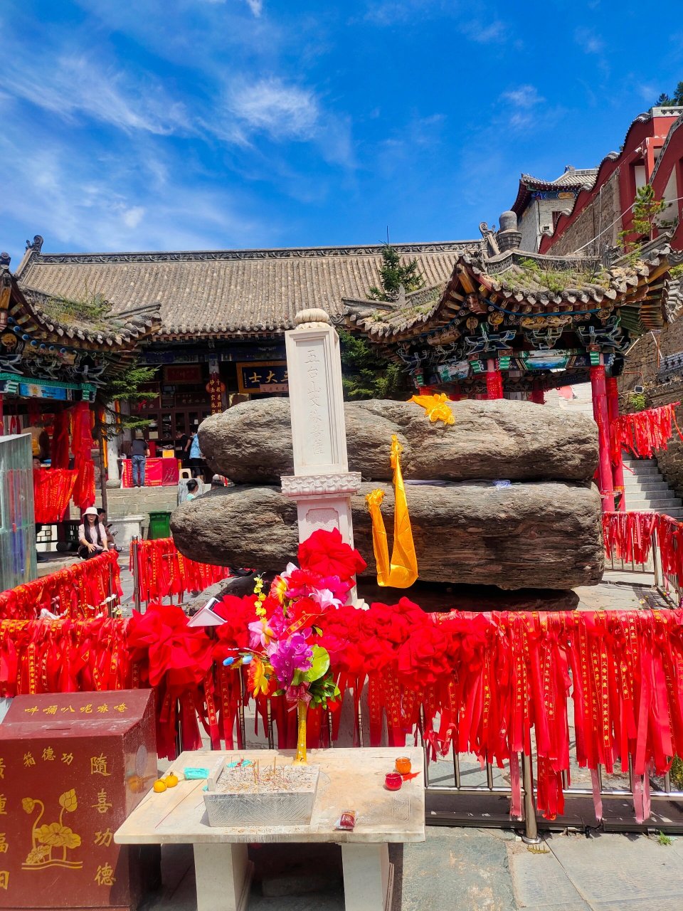 五台山清凉寺 五台山清凉寺,位于中台南瓦厂村东北的清凉谷,距台怀镇