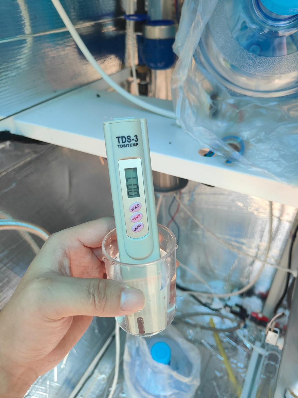 花了六百大洋充值了小区的天天一泉售水机,不知道是不是智商税,反正看