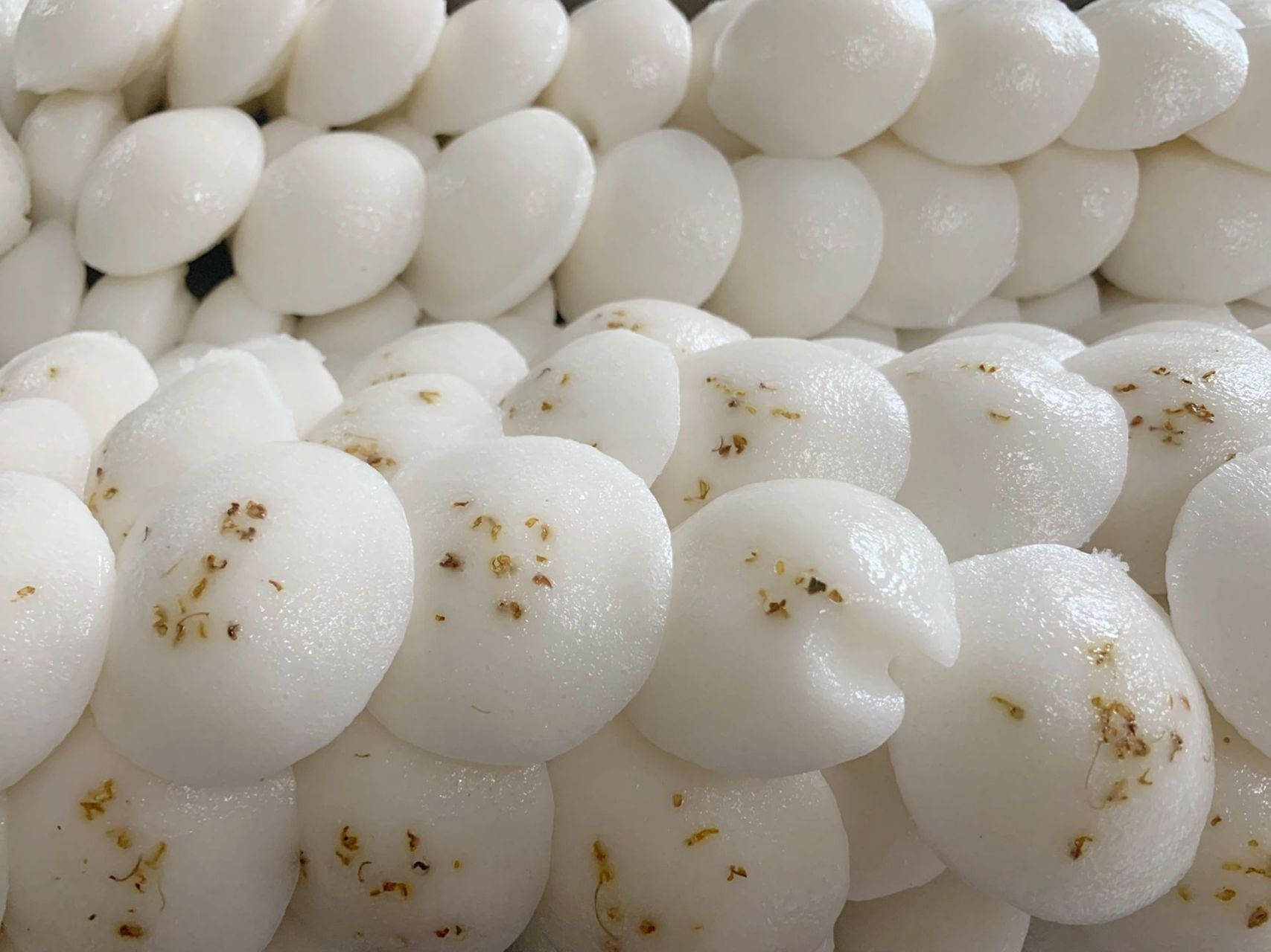 重庆小吃——白糕 买我们白糕的朋友经常问:是不是酸的 确实我呢买过