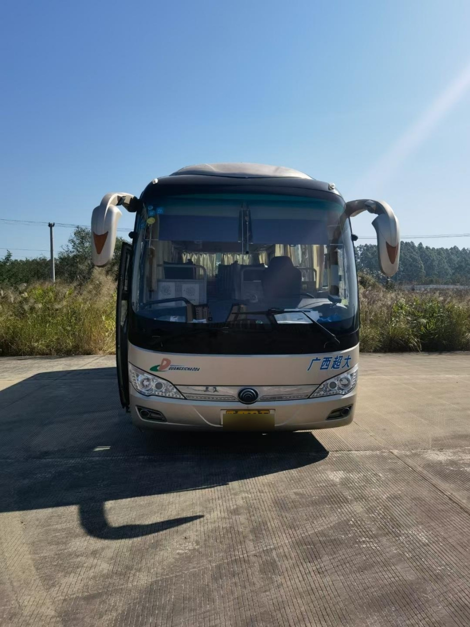 最新到货几台19年宇通客车,34座,车型6816气囊带缓速器,国5排放,玉柴4