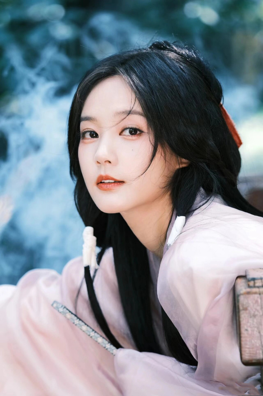 没人会拒绝仙女吧,李一桐古风神图来啦!