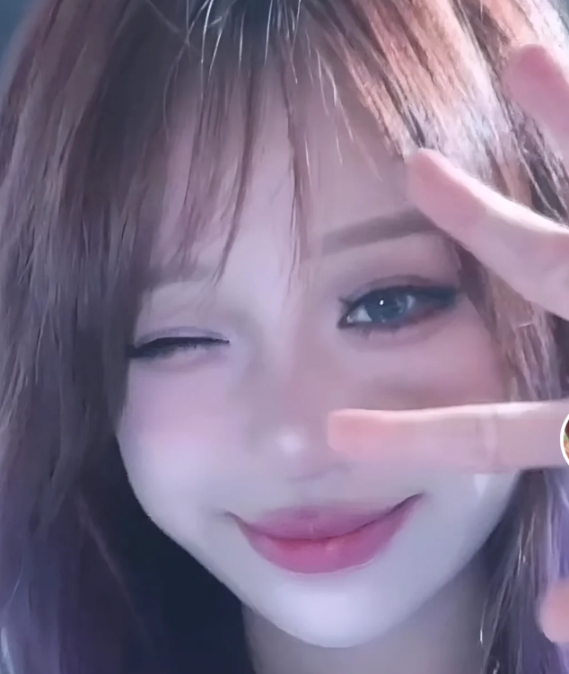 好平静在这种镜头下已经很美啦 不过不得不说 和自己的视频还是有丢