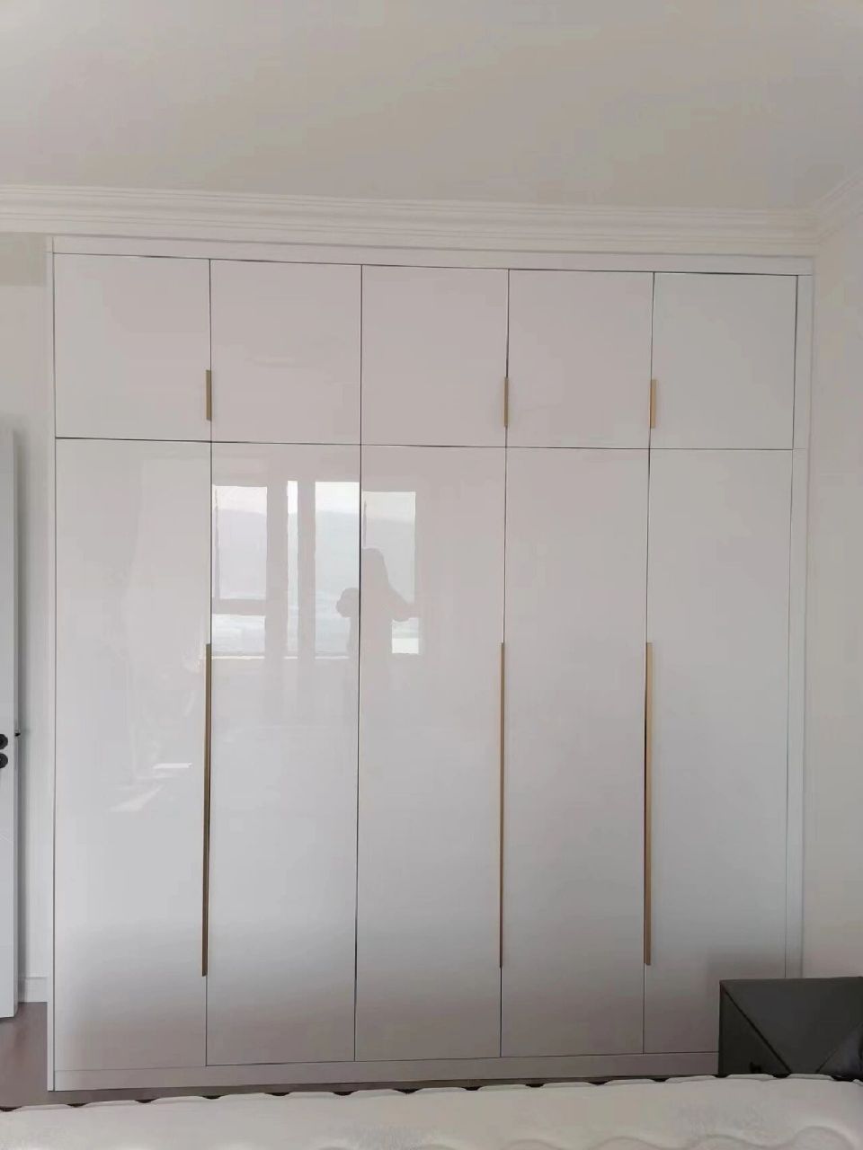 衣柜哑光亮光面对比 建议哑光做衣柜
