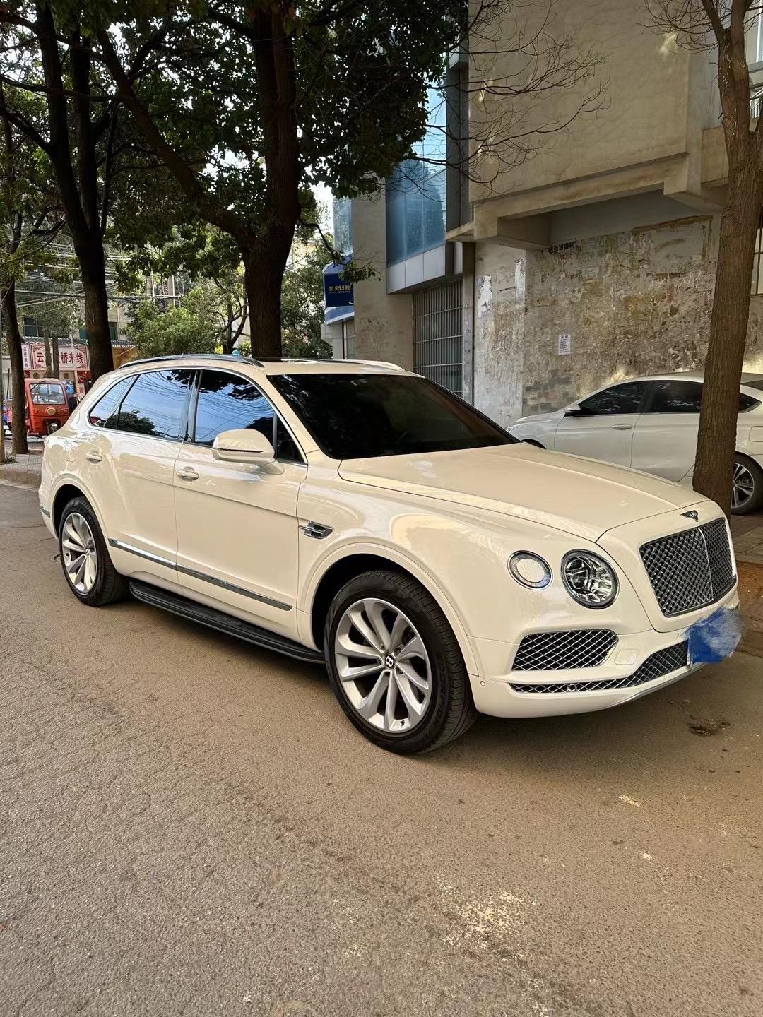 20年宾利添越 v8 4