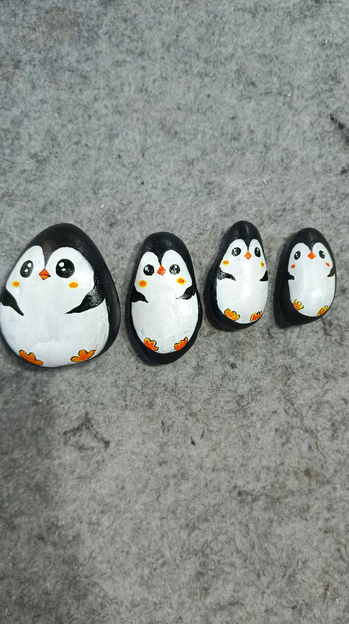 石头画小企鹅步骤图