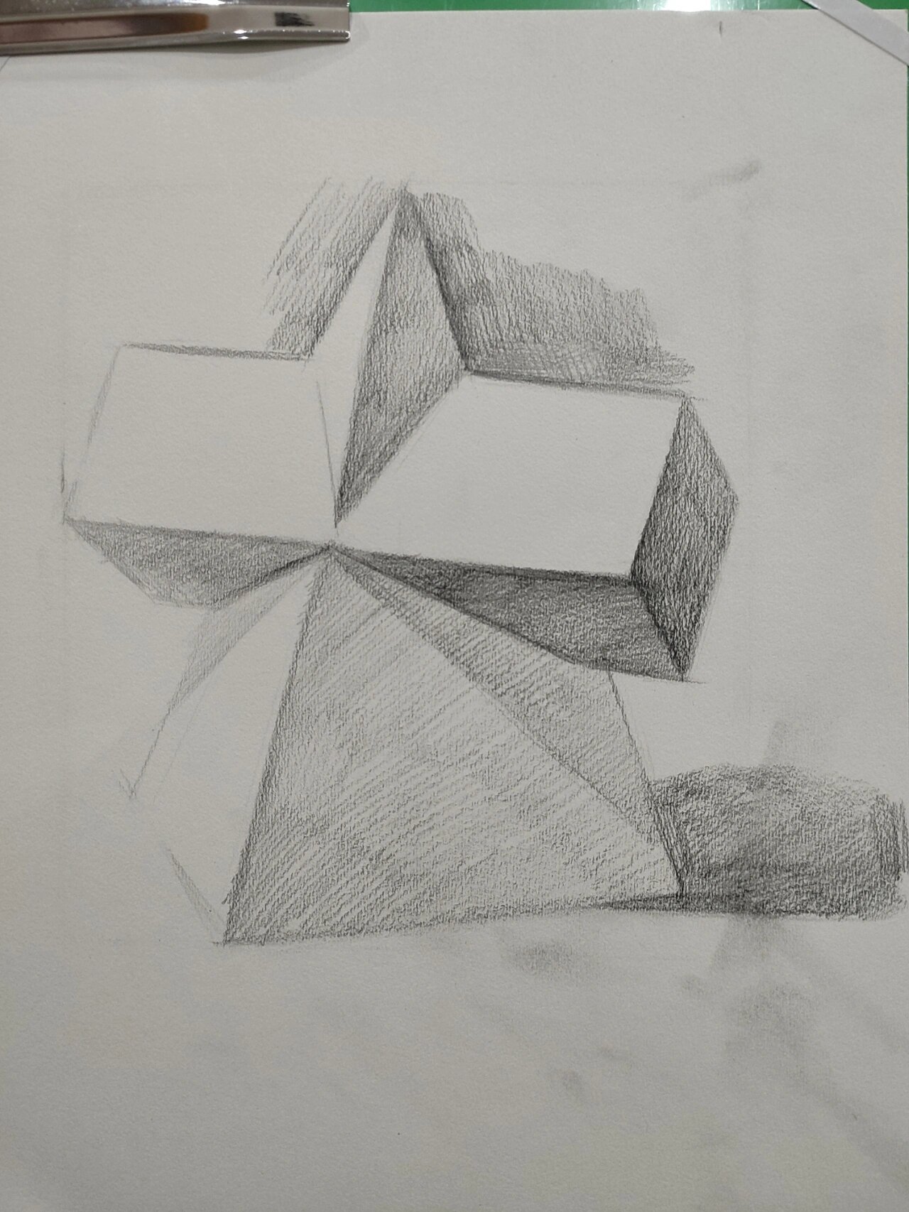 新手小白怎么画棱柱棱椎穿插体?