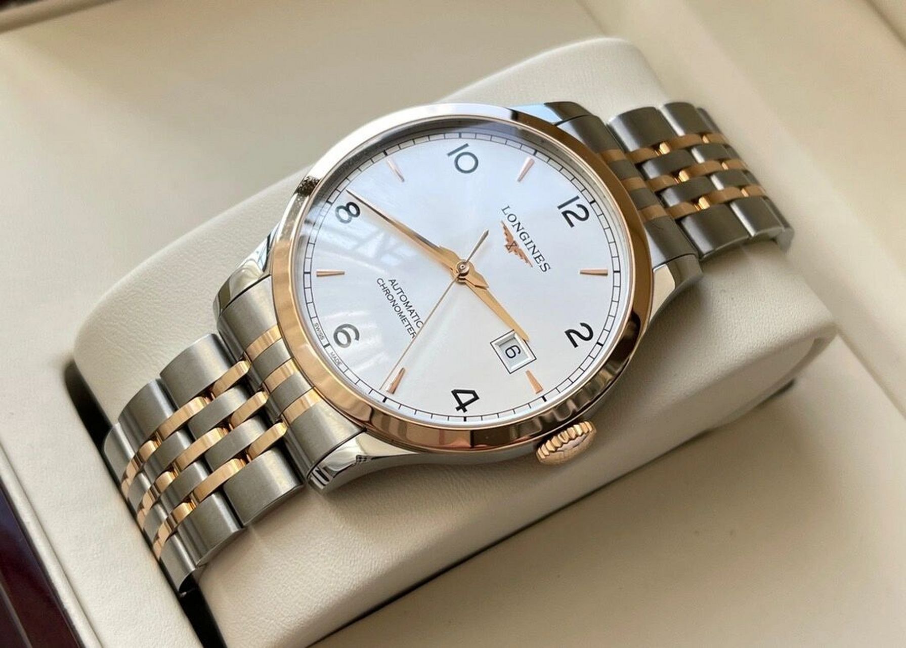 7最新款开创者系列     男士机械腕表,18k玫瑰金/精钢,单晶硅游丝888