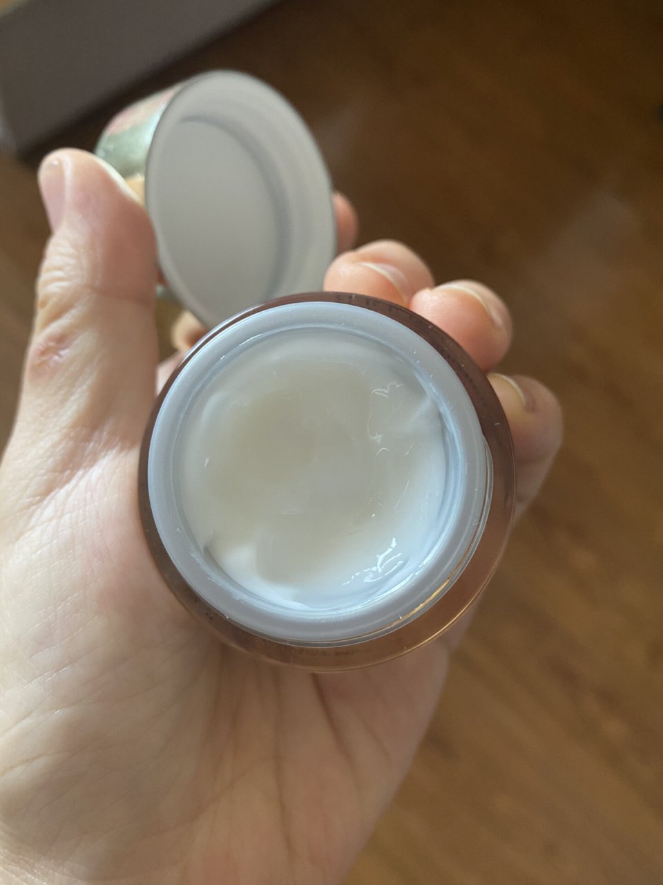 求大神鉴别,雅诗兰黛智妍面霜 雅诗兰黛智妍面霜,15ml小样.清爽型.