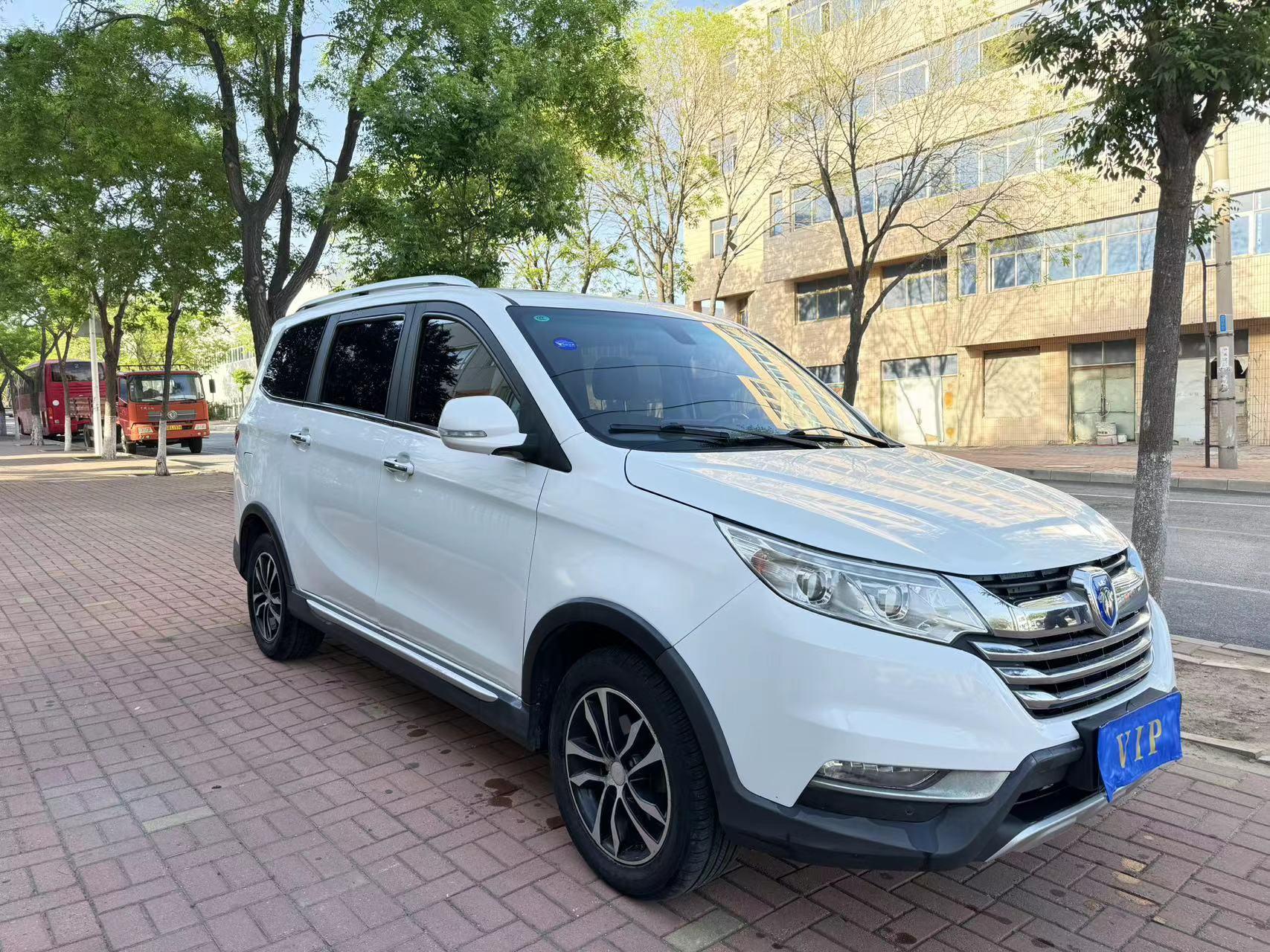 两万多把商务开回家 18年北京福田伽途im8,车况精品 七座商务最高配