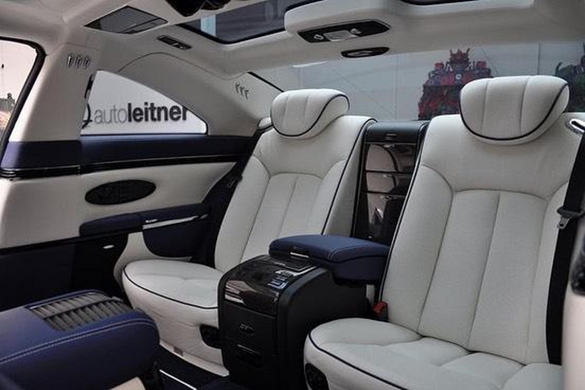 全球限量的双门迈巴赫.