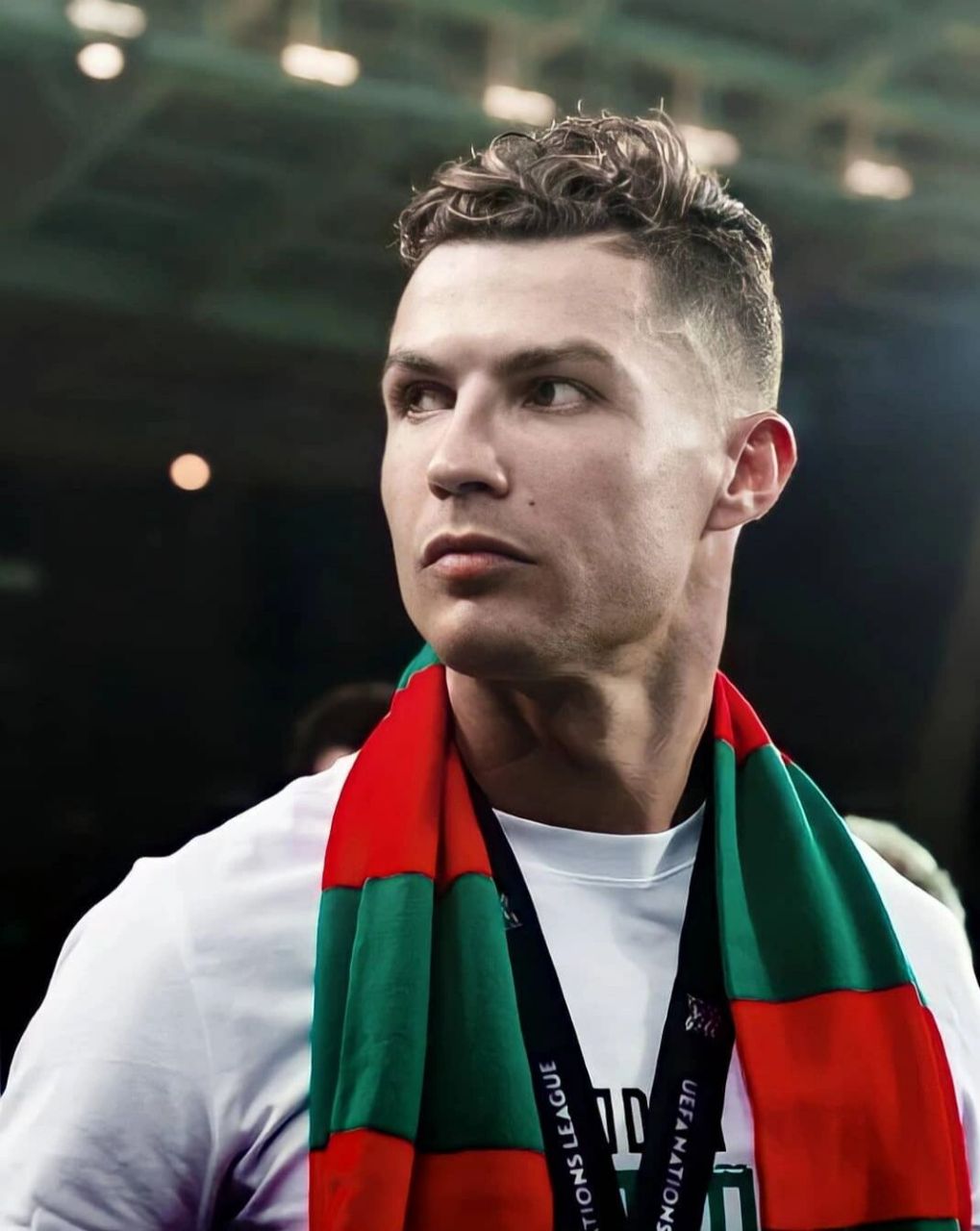 c罗头像&壁纸_第五期 曼联vs布莱顿的比赛推迟,将近一周没有看总裁的