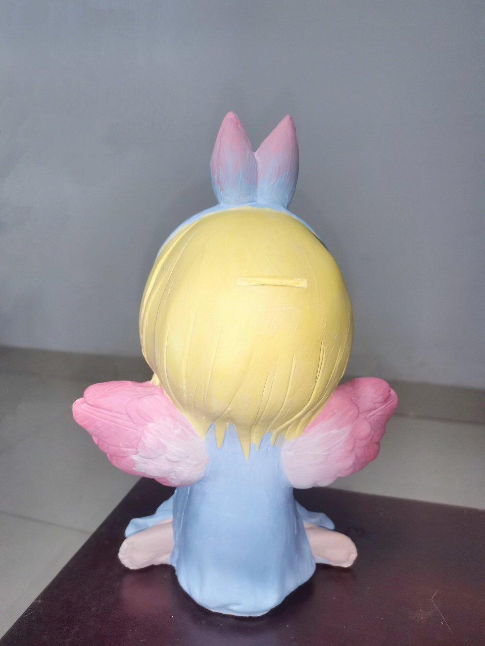 小天使石膏娃娃 画了两个小时左右 涂色秘诀就是加很多白色,浅浅的