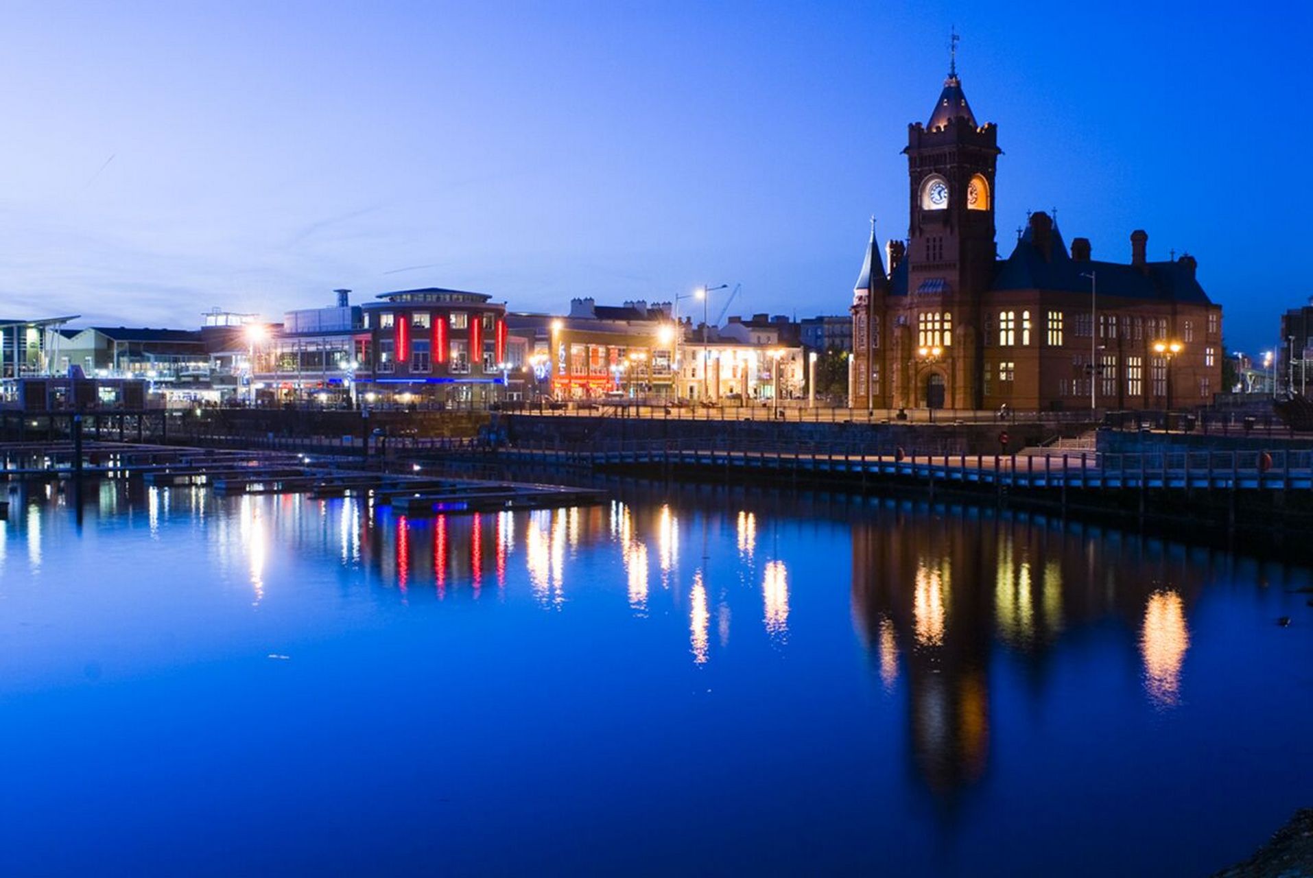 基本信息 中文名:卡迪夫城市大学 英文名: cardiff metropolitan