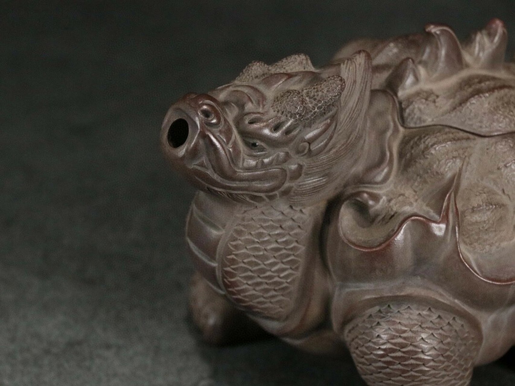 旧藏【友泉】【紫砂龙龟壶】 旧藏【友泉】【紫砂龙龟壶】 【尺寸】长