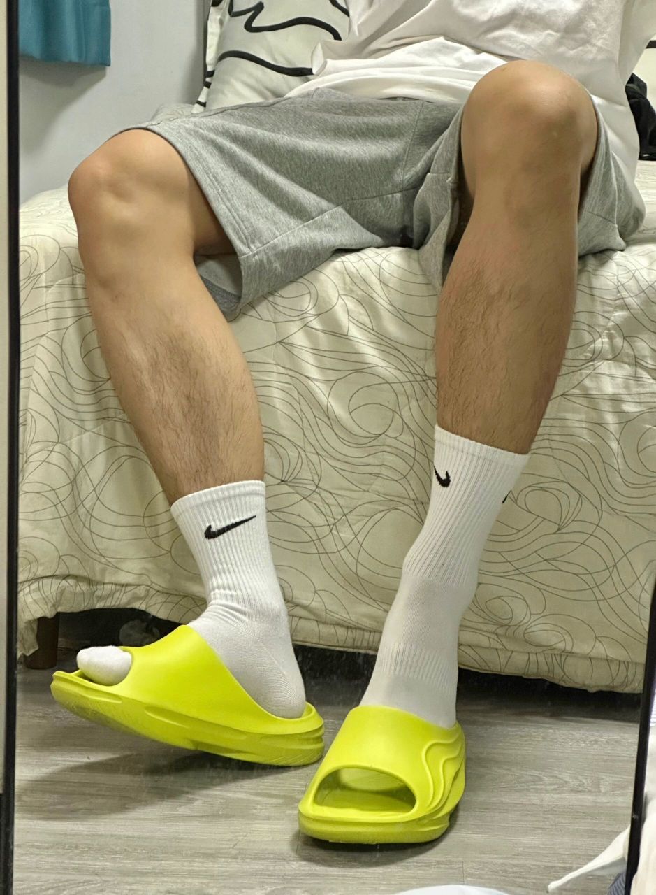 185奶1拒绝不了拖鞋77白袜!