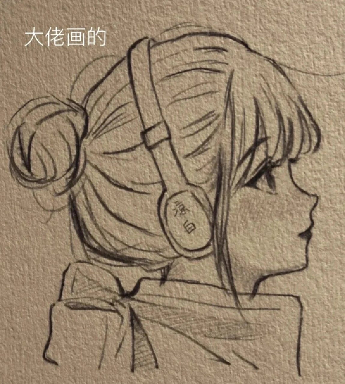 漫画女生侧脸 开心