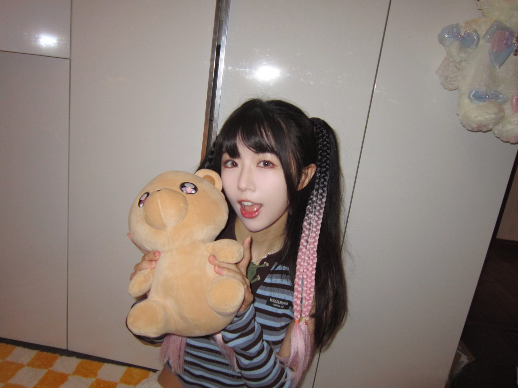 suya～#在魔王城说晚安##曾冬灵