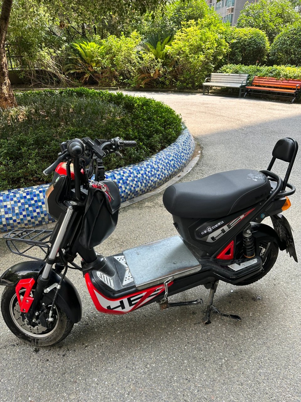 72v战神电动车,个人出手1400 1.