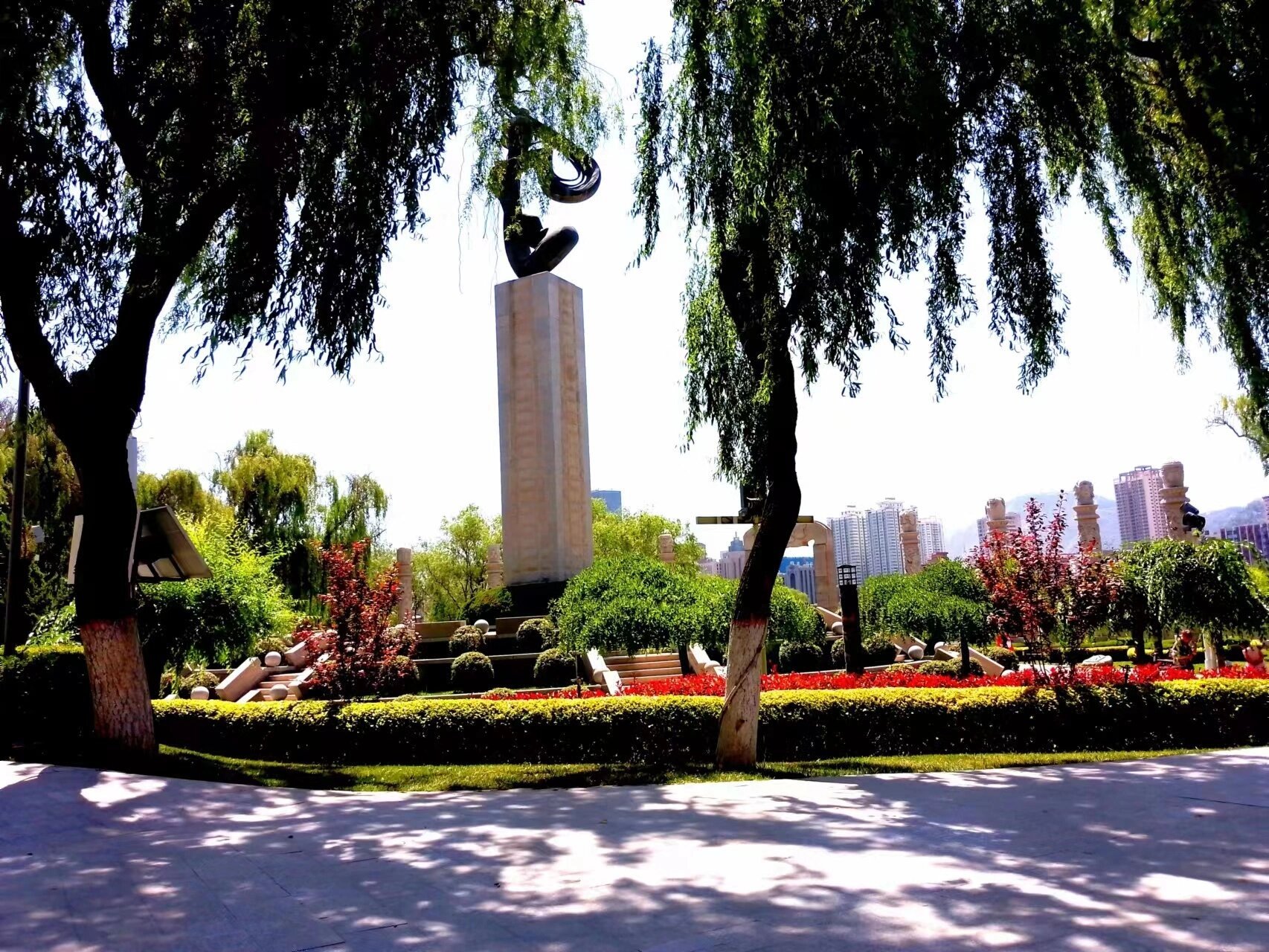 龙源很美 近距离看兰州 龙源公园也很美 有山有水有美景