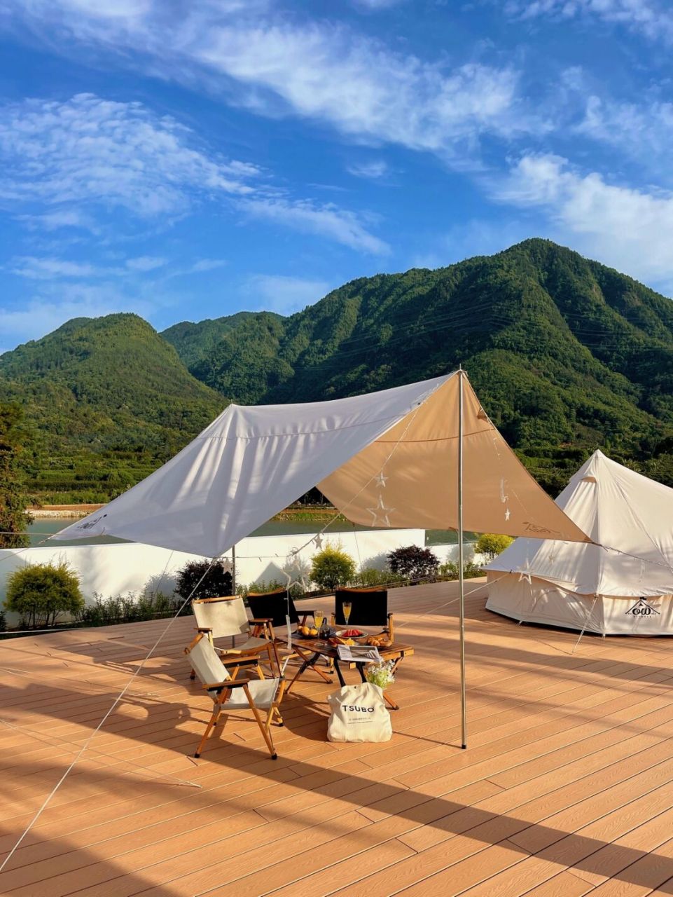 这大概是莆田最美的民宿,被绿色包围 坐落于山谷之中,面朝小溪流水