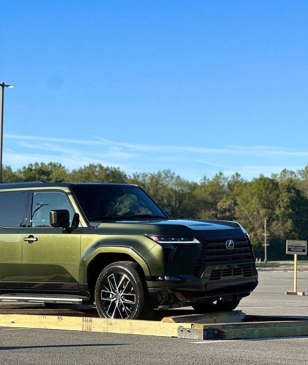 新款雷克萨斯gx550就是高级!全新2024款gx550豪华 suv 4wd!349马力3.