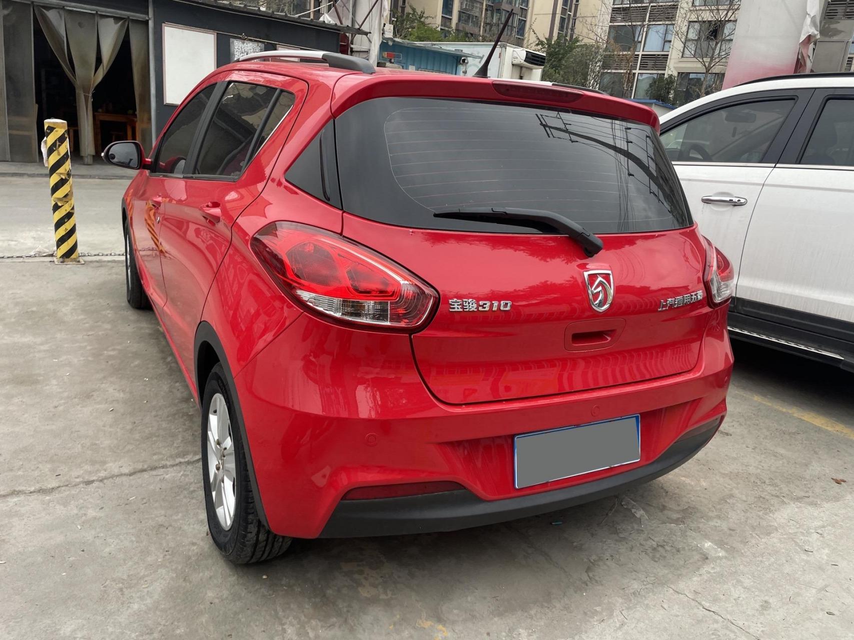 高性价比二手车推荐 16款宝骏310 1.2l豪华型 全款1.8万成都二手车