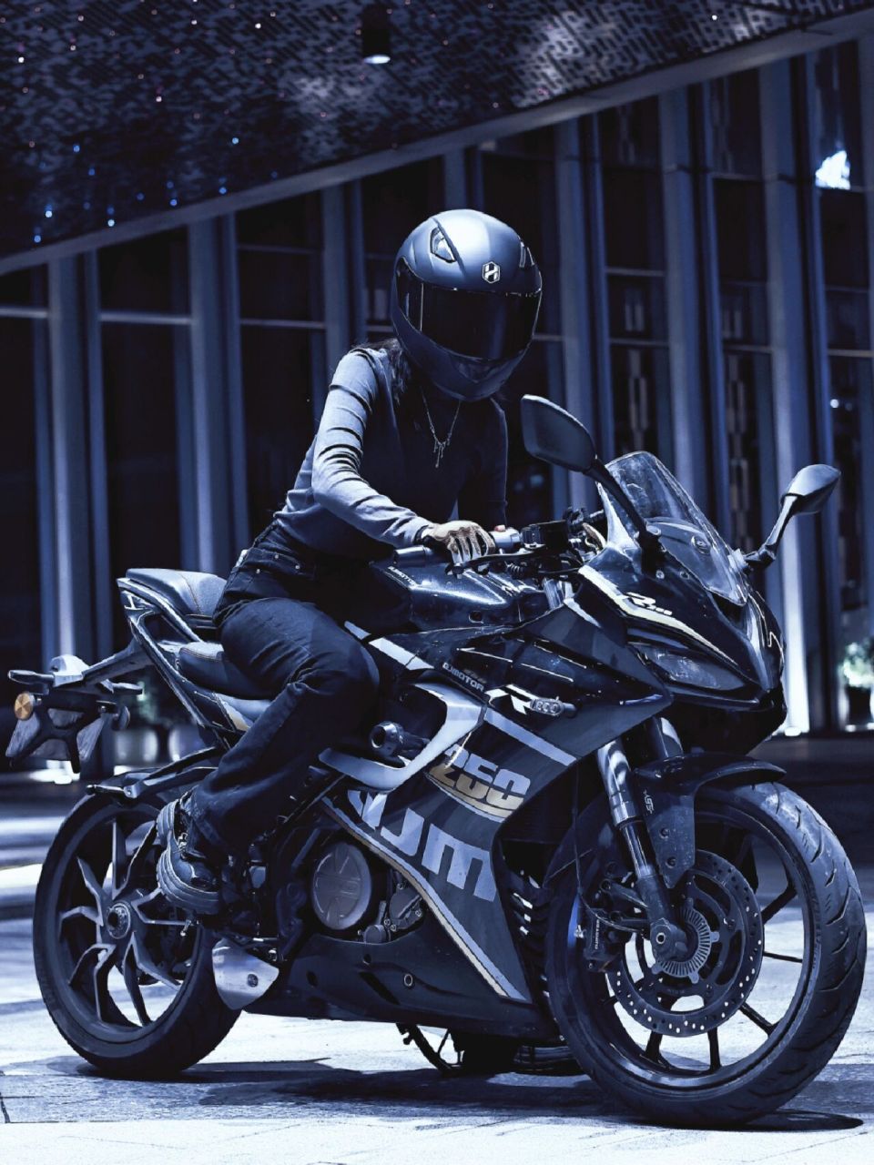 黑武士既视感▏超显范儿的拽酷机车女孩 7315