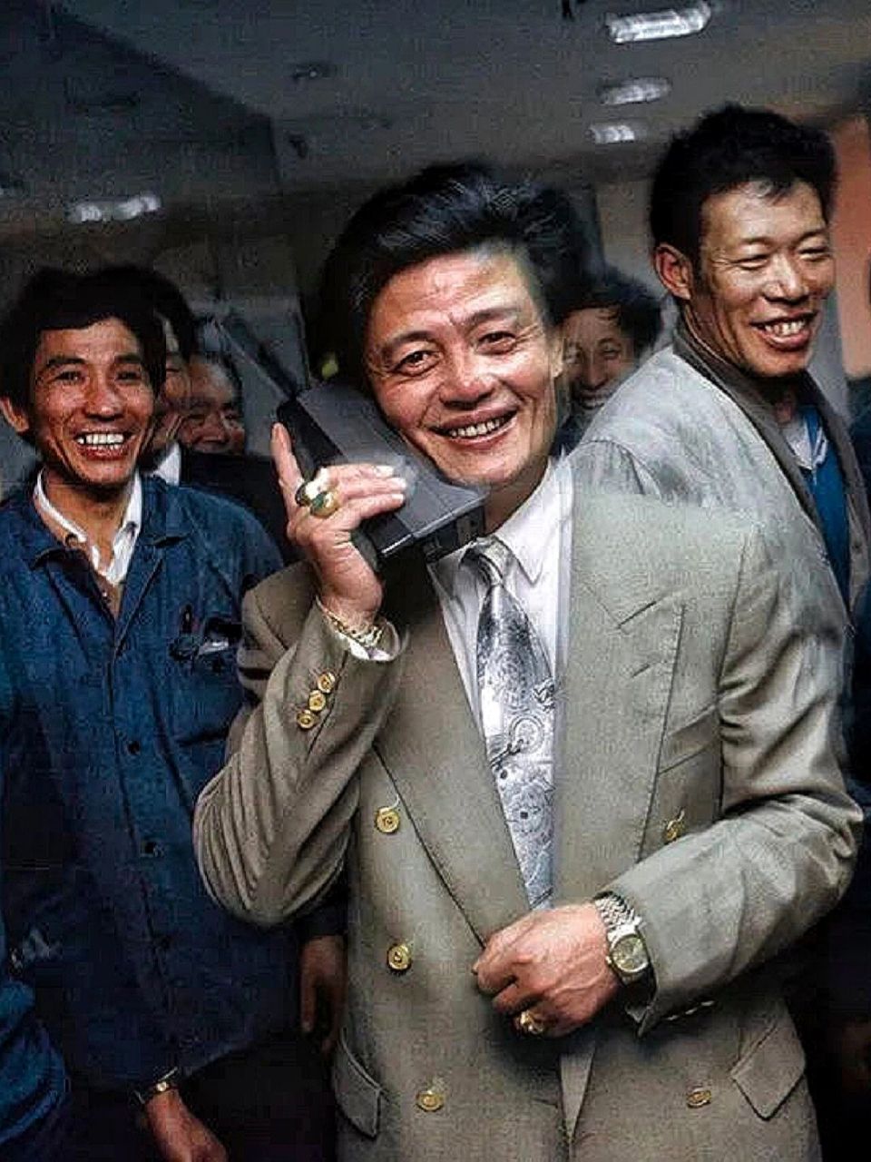 老照片|那个时候的手机还叫"大哥大"