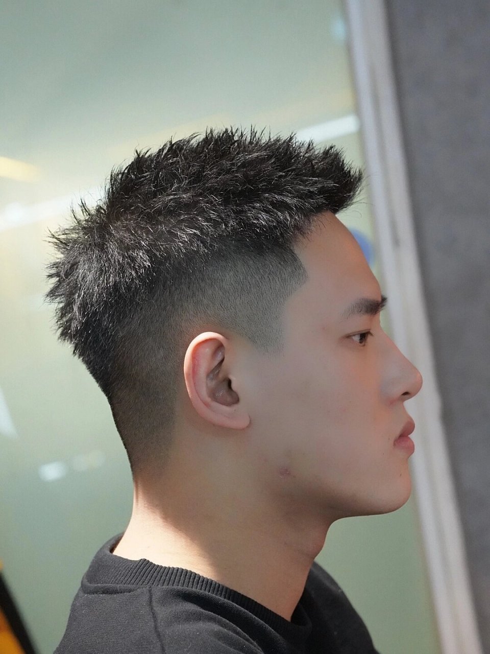 痞帅小短碎发型,超好打理, 适合9415圆脸鹅蛋脸椭圆 发泥均匀抓开